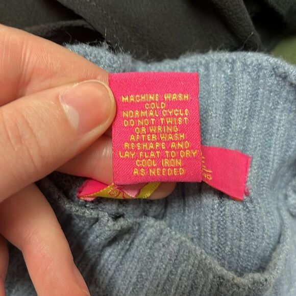 Catherine Malandrino Women’s Light Blue Knit Sweater size XS - Picture 3 of 3